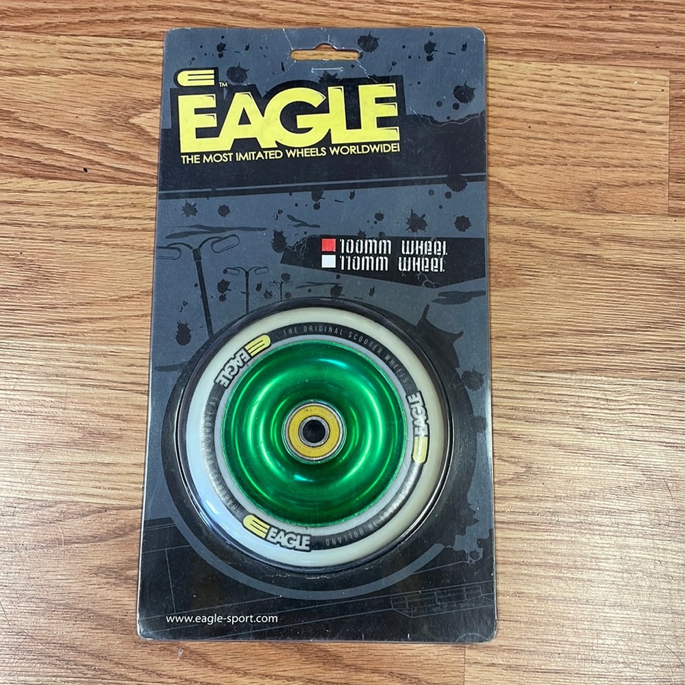 Eagle scooter wheels 100 mm and 110 mm green
